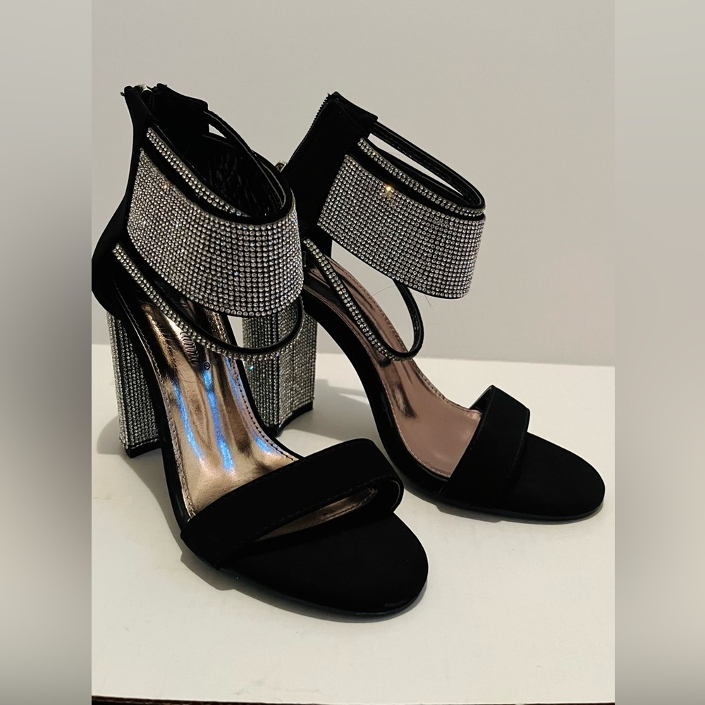 Bella Hanna Women’s Strappy Ultra Bling Rhinestone Heel Shoes